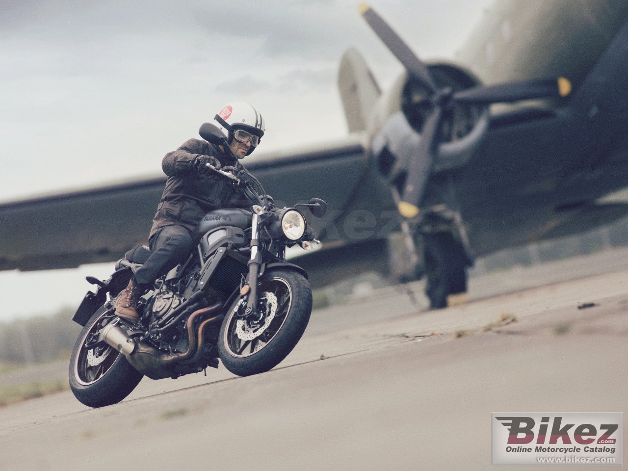 Thumbnail for Yamaha XSR900 2017