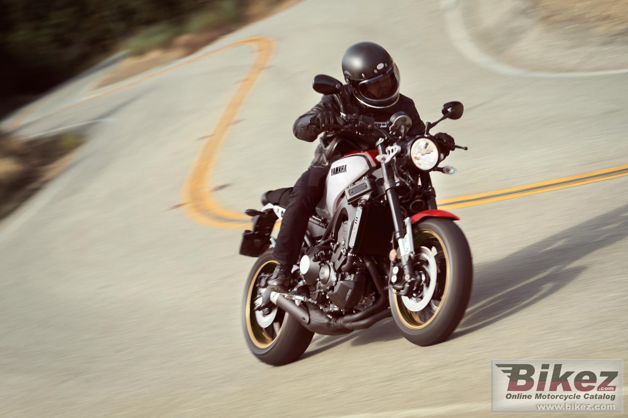 Thumbnail for Yamaha XSR900 2021