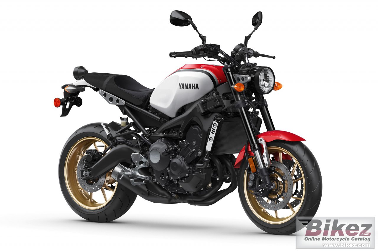 Yamaha XSR900