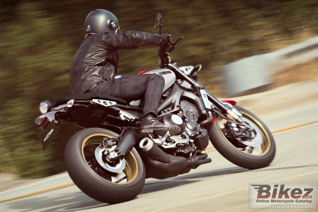 Thumbnail for Yamaha XSR900 2021
