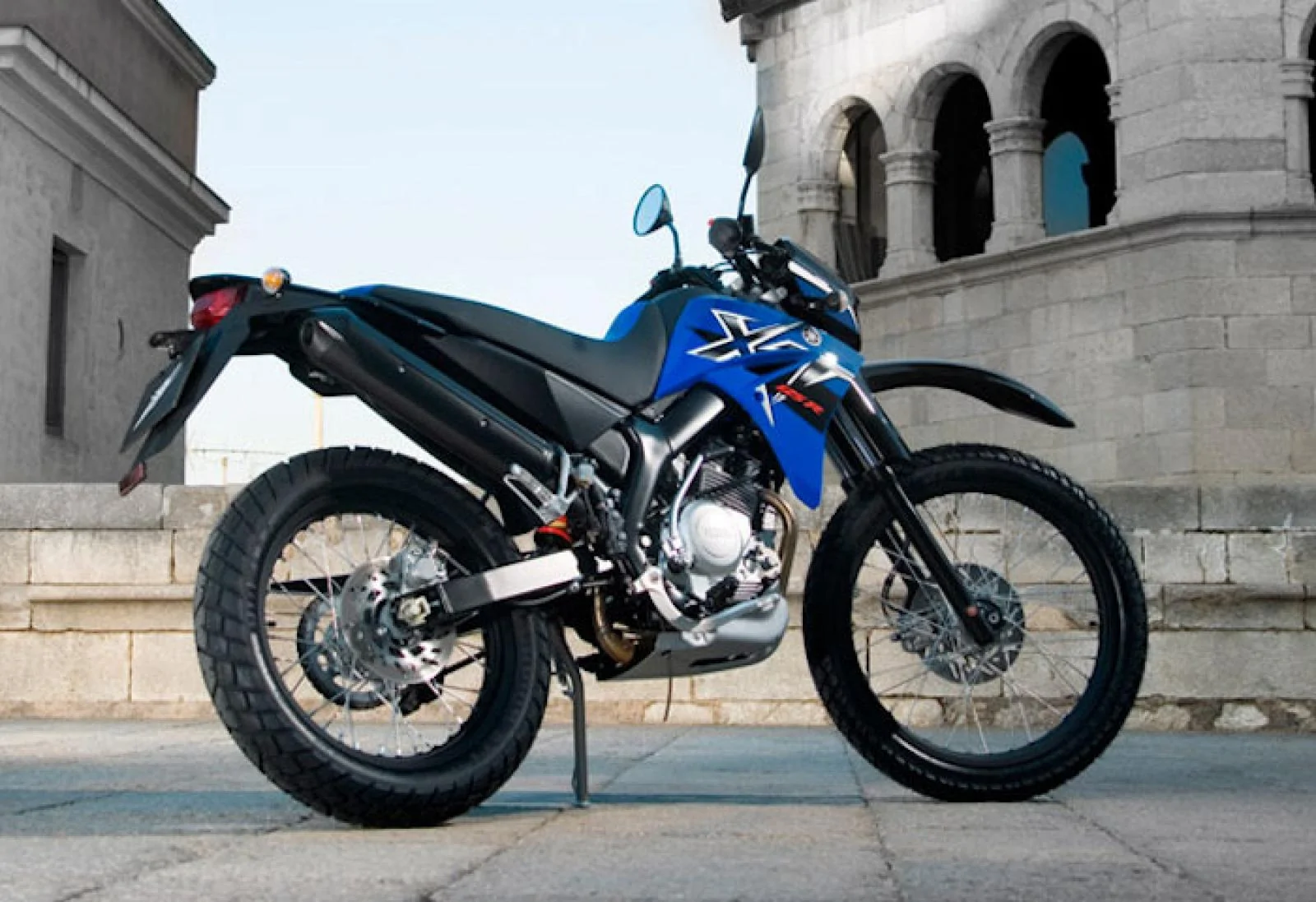 Thumbnail for Yamaha XT125R 2008