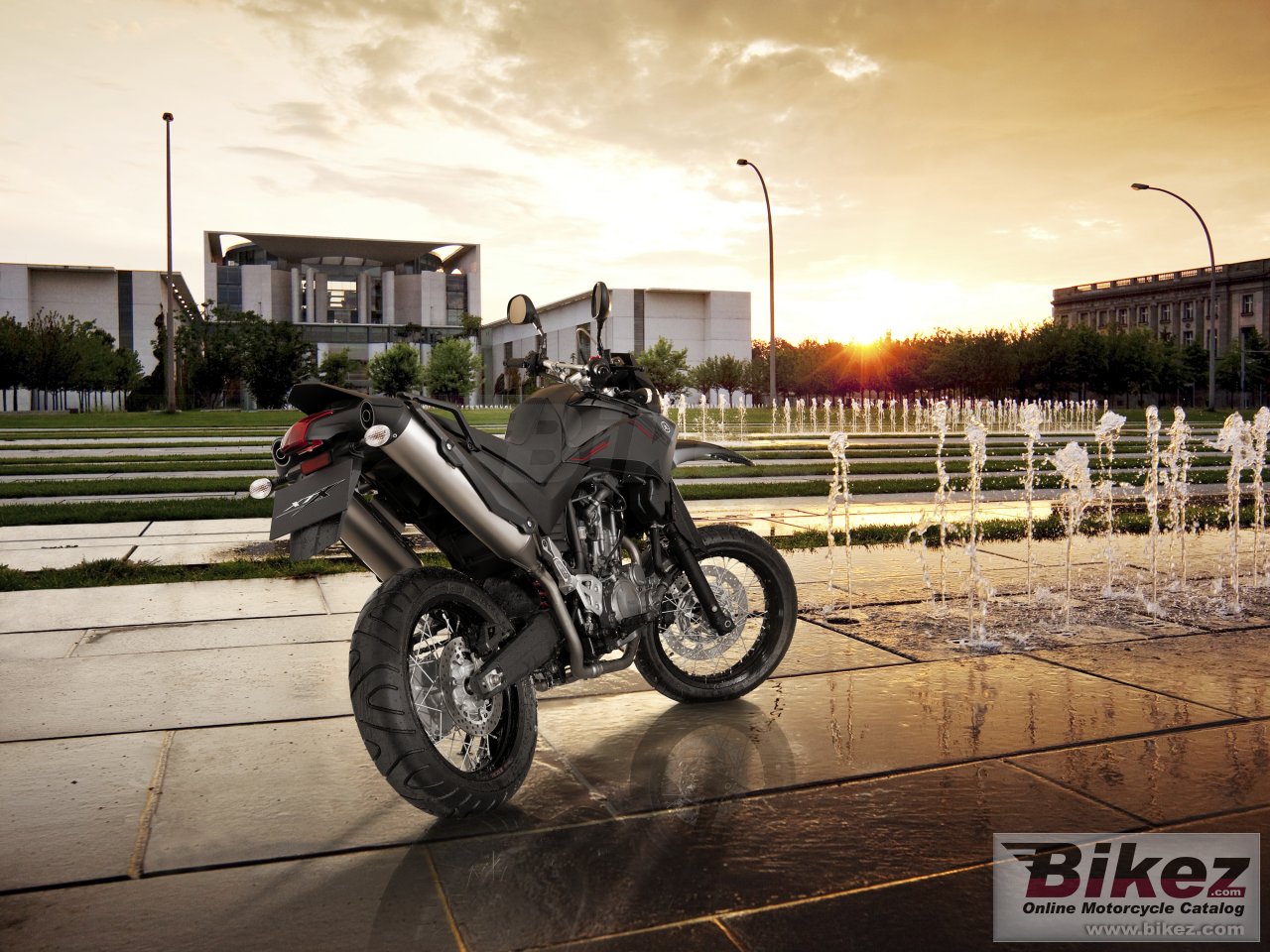 Thumbnail for Yamaha XT660X 2012