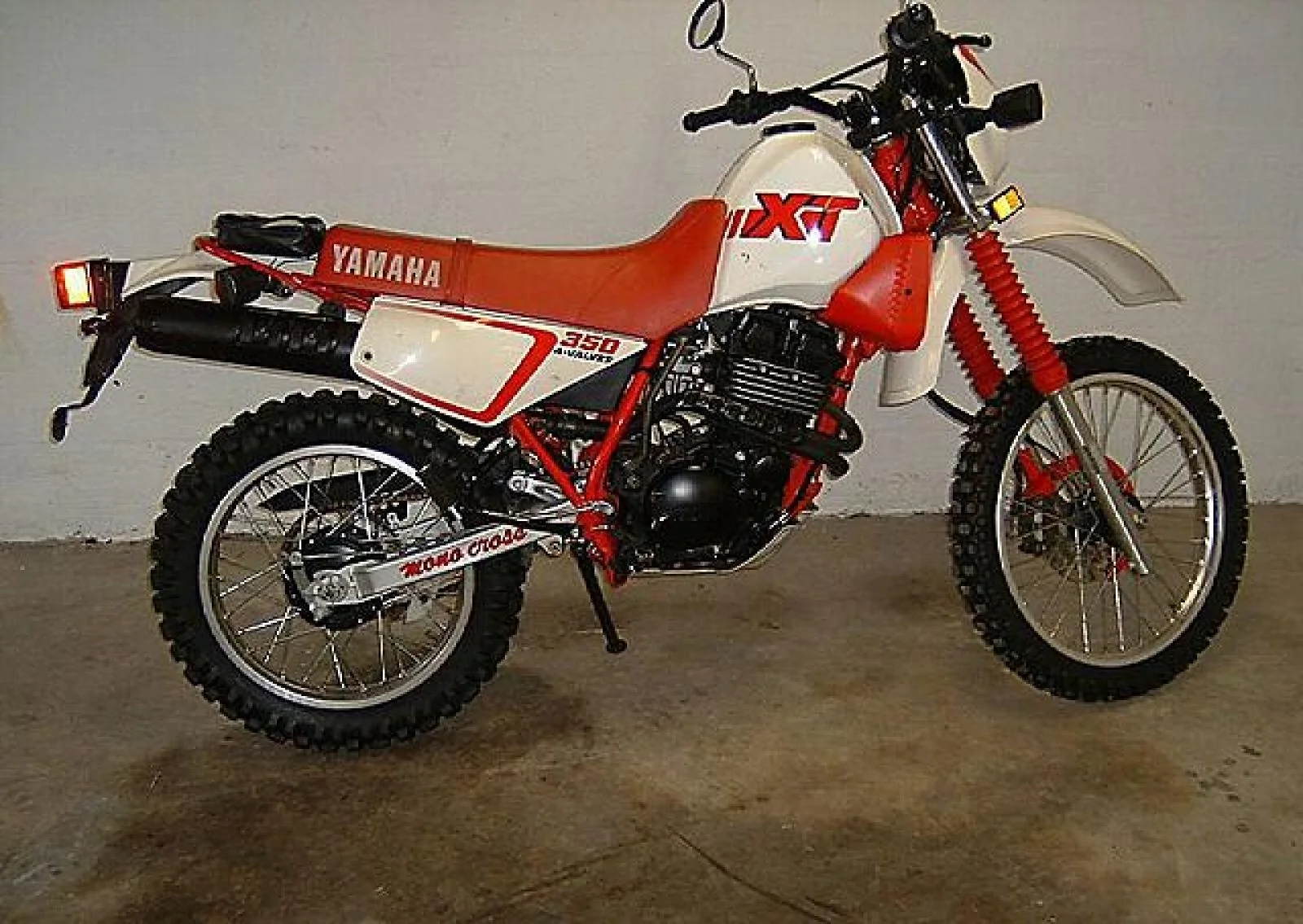 Thumbnail for Yamaha XT 350 1988