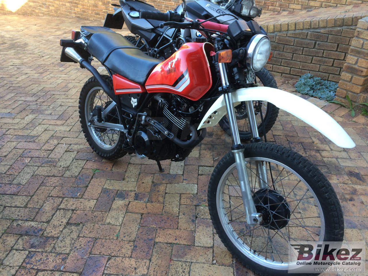 Thumbnail for Yamaha XT 550 1982