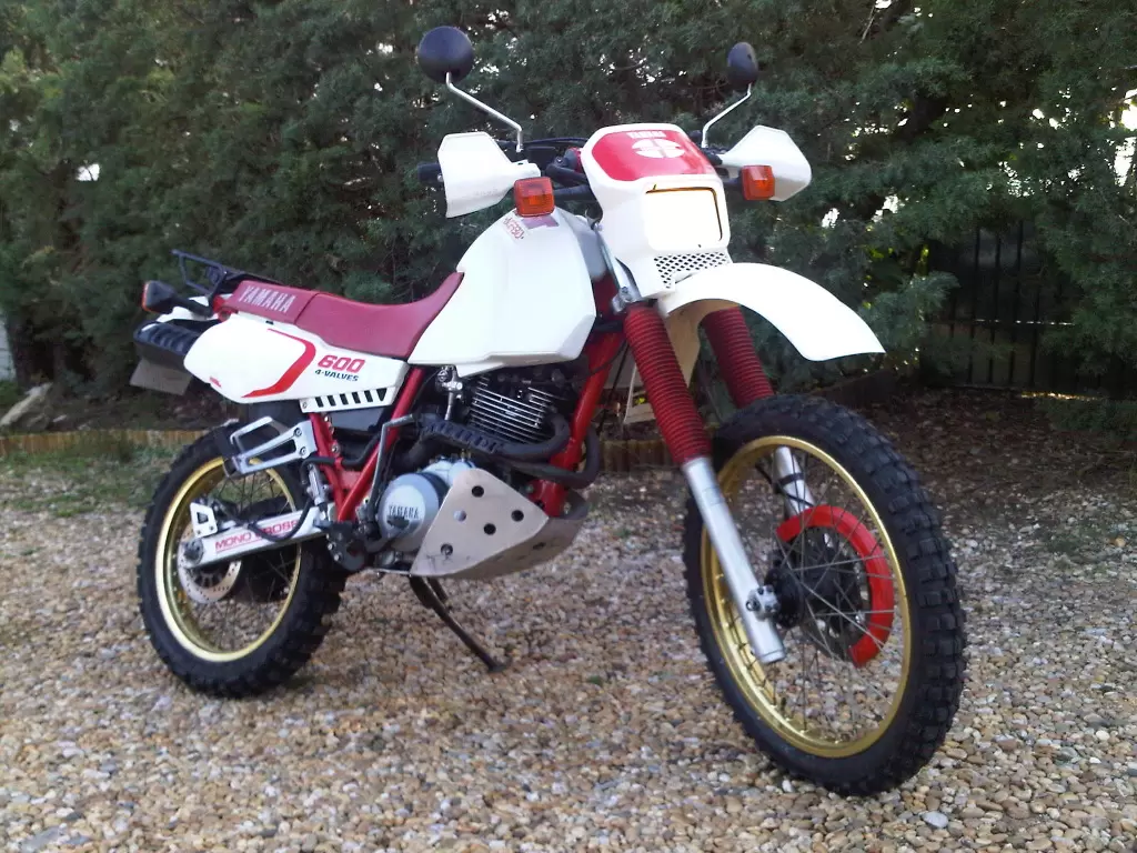 Thumbnail for Yamaha XT 600 1989