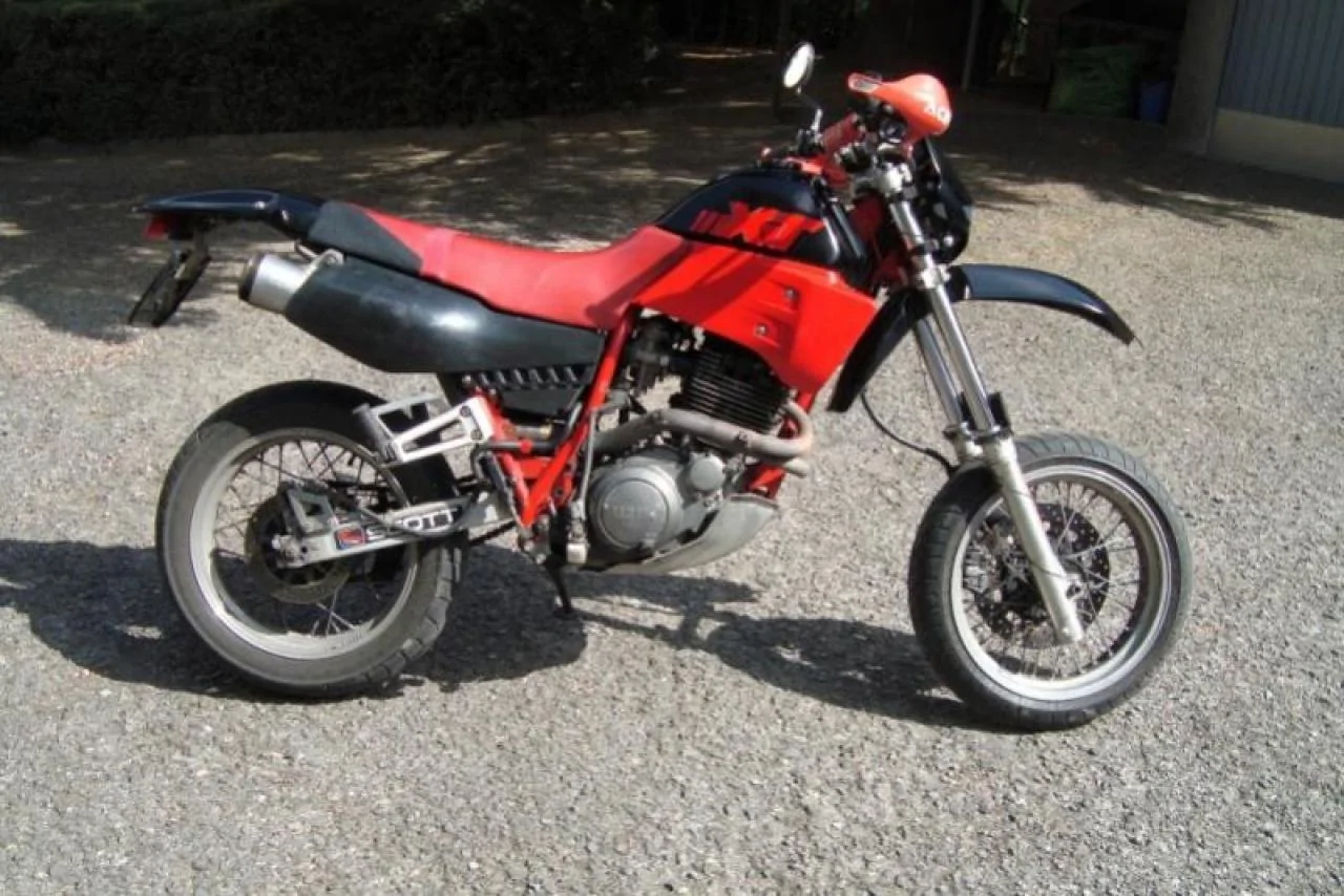 Thumbnail for Yamaha XT 600 2KF 1988