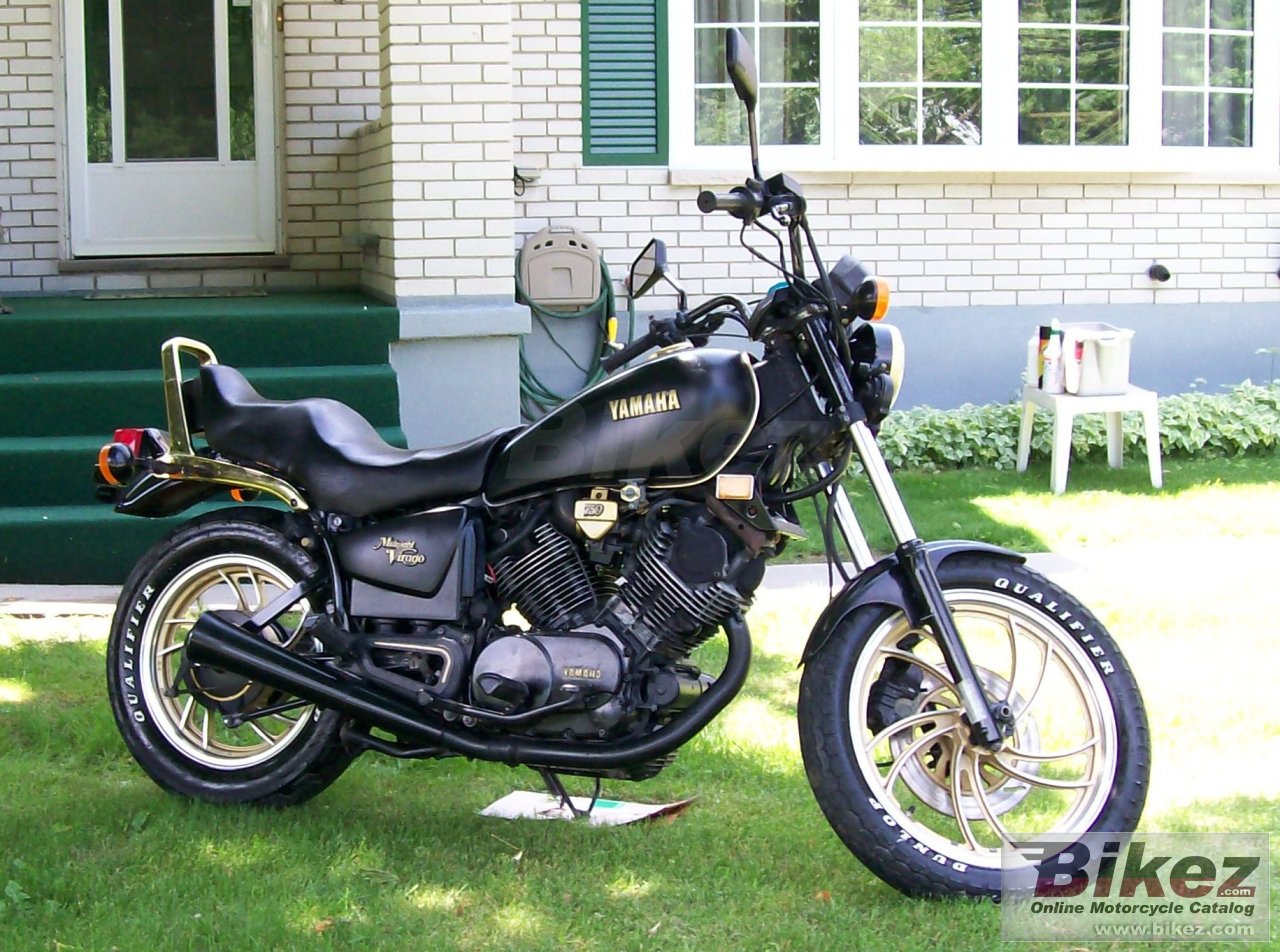 Yamaha XV750 Virago