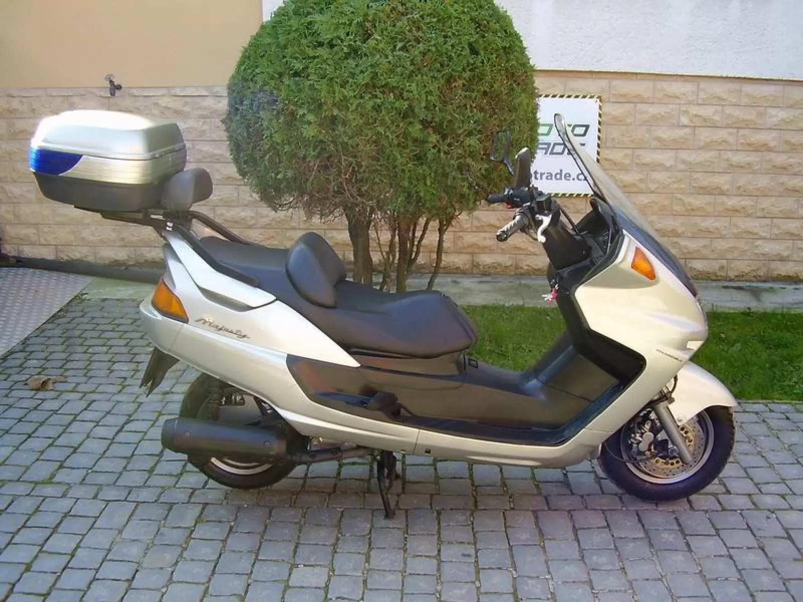 Thumbnail for Yamaha YP 250 1998