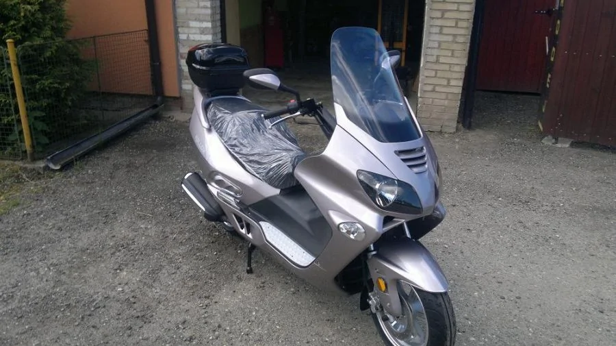 Znen Roar